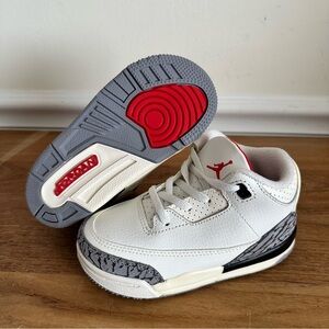 Air Jordan 3 Retro DM0968-100 White Cement Fire Red Kids Toddler Size 8 Sneakers